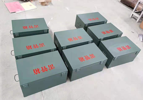 阳西炸药箱和雷管箱一般是怎么存放的？