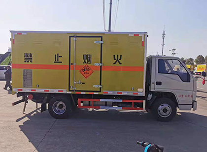 阳西爆破器材运输车技术升级与安全合规新趋势